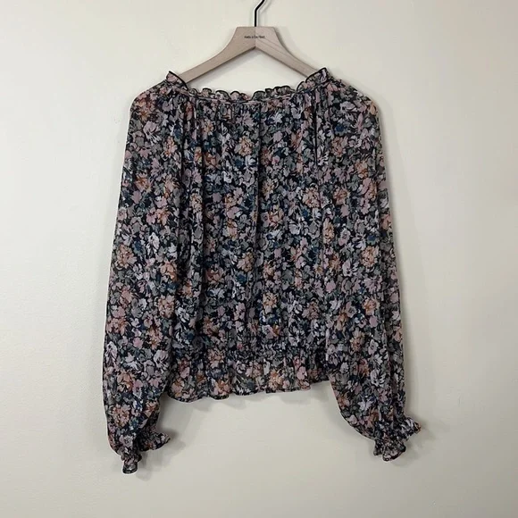 American Eagle floral long sleeve blouse - Picture 5 of 7